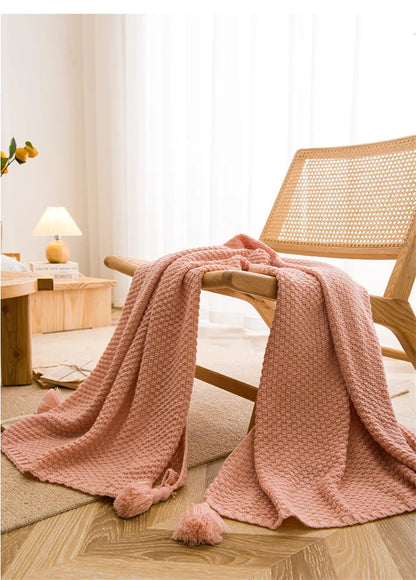 Chunky Knit Blanket - Nordic Knitted Throw with Tassels for Bed or Sofa - ZOOMNSTORE