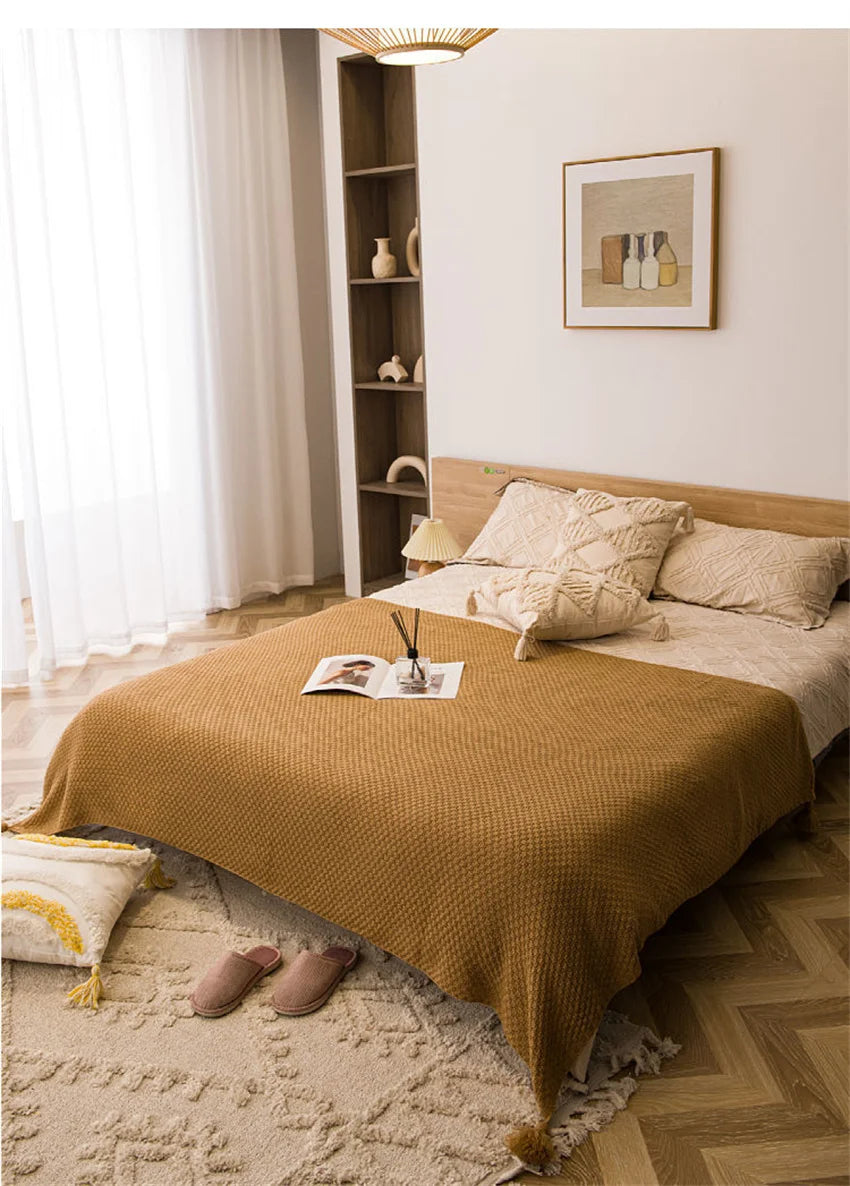 Chunky Knit Blanket - Nordic Knitted Throw with Tassels for Bed or Sofa - ZOOMNSTORE