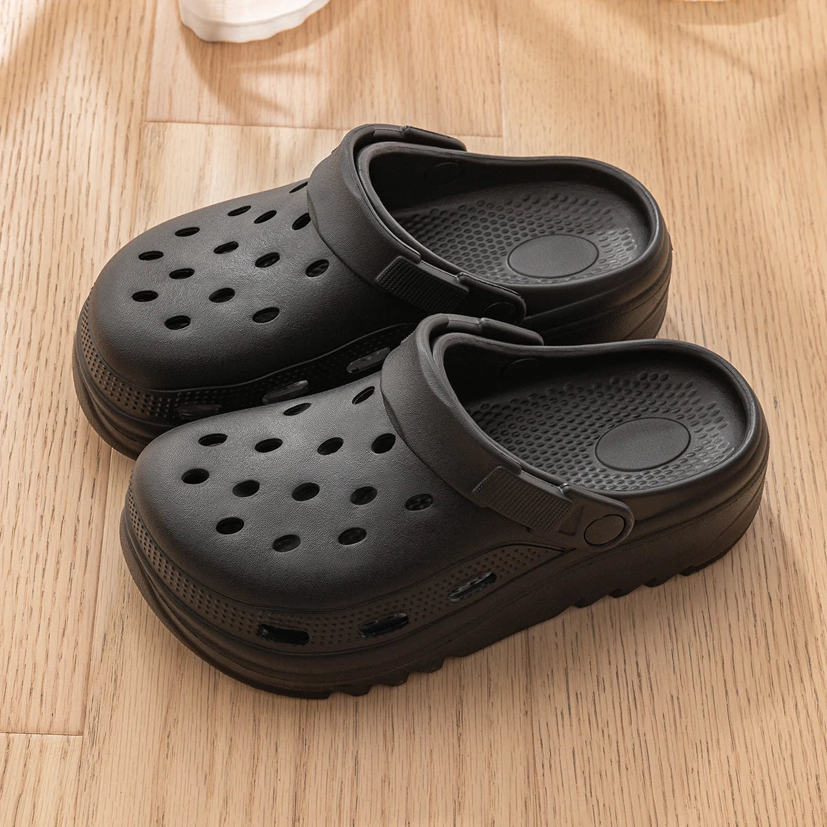 Closed Toe Summer Sandals - Non-Slip Outdoor Shoes for Women and Men - ZOOMNSTORE