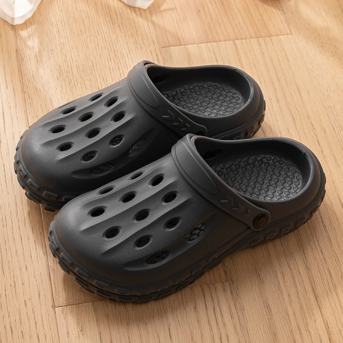 Closed Toe Summer Sandals - Non-Slip Outdoor Shoes for Women and Men - ZOOMNSTORE