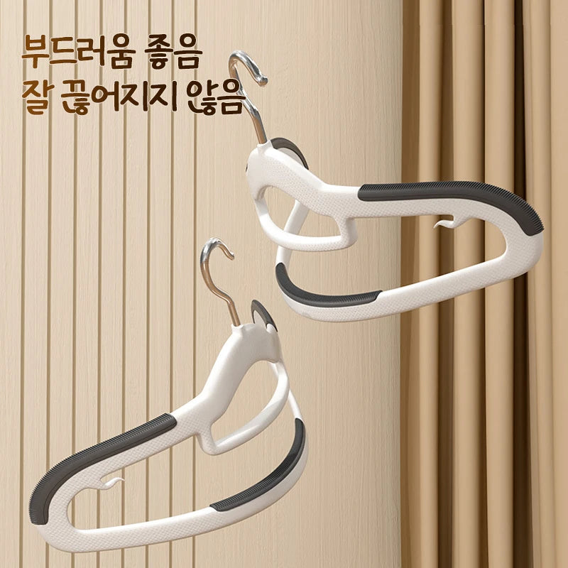 Clothes Hanging Hangers - 10PCS Non Slip Household Storage Hanger Set - ZOOMNSTORE