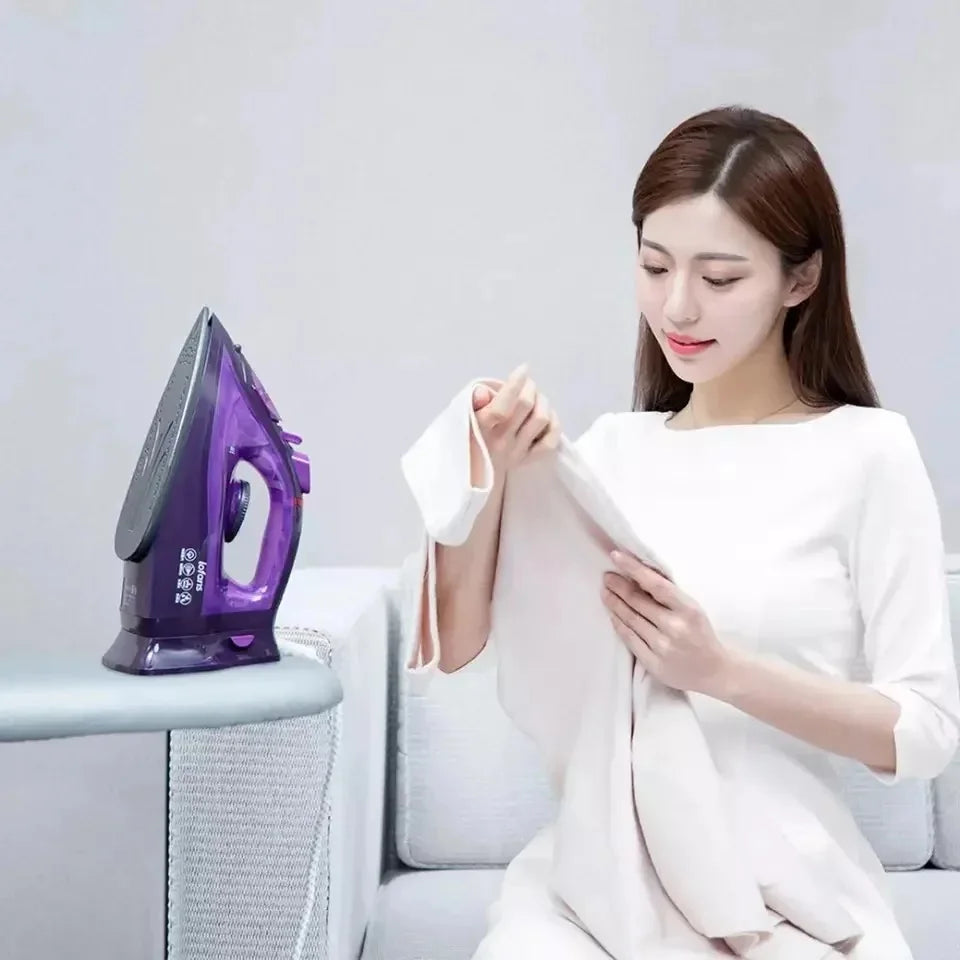 Cordless Steam Iron – Portable Garment Steamer with Triangular Iron Tip and No Cord Design - ZOOMNSTORE