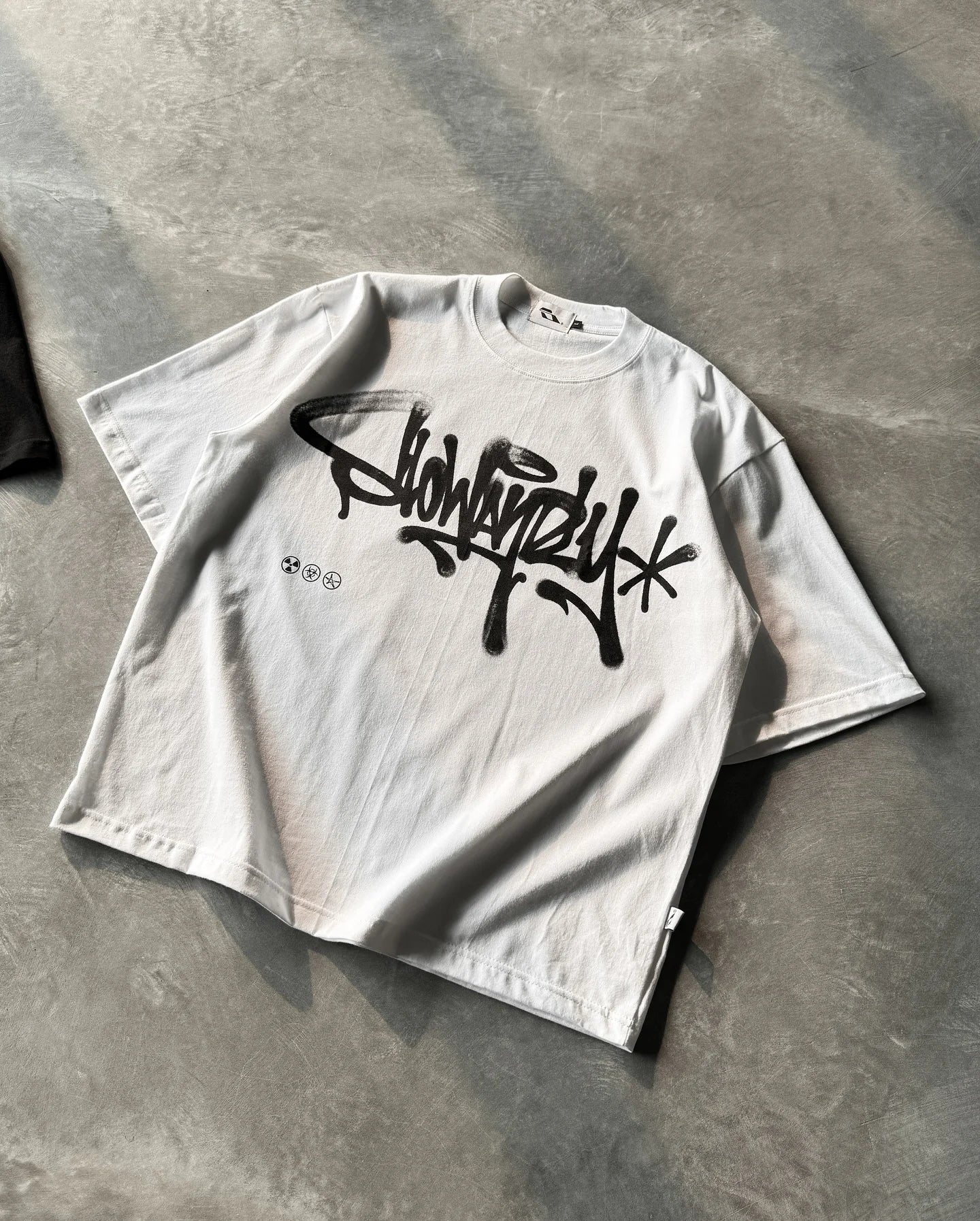Casual Oversized Cotton T-Shirt - Unisex Round Neck Hip Hop Fashion - ZOOMNSTORE