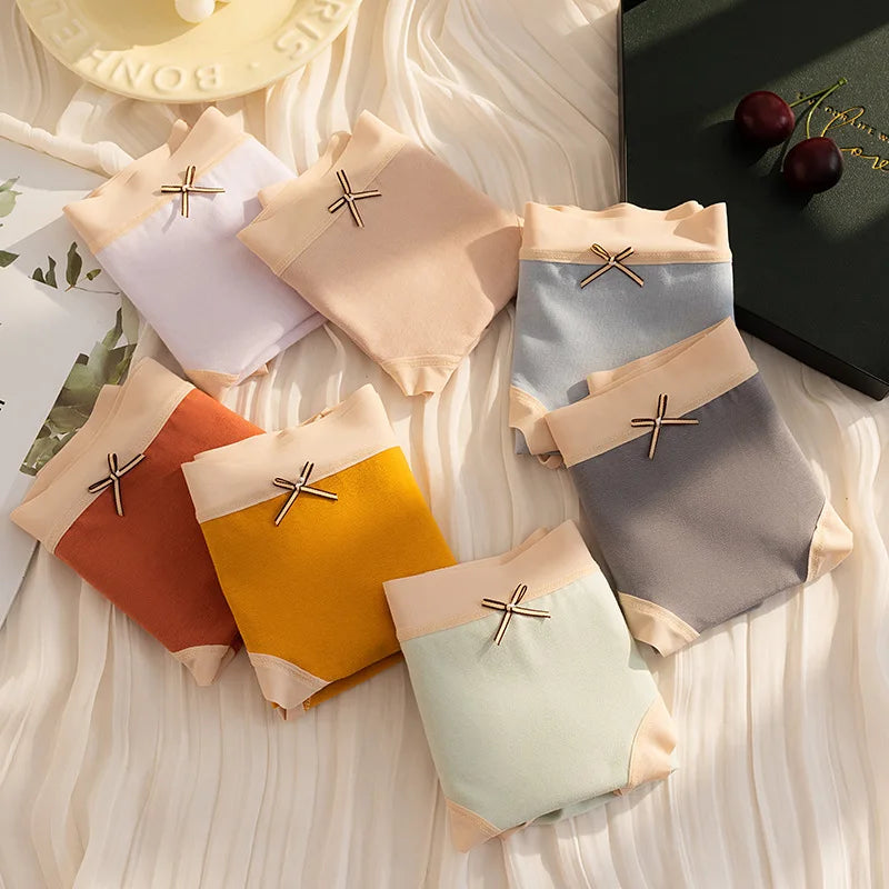 Cotton Women Panties - Mid Waist Breathable Cotton Briefs With Bow Decoration - ZOOMNSTORE