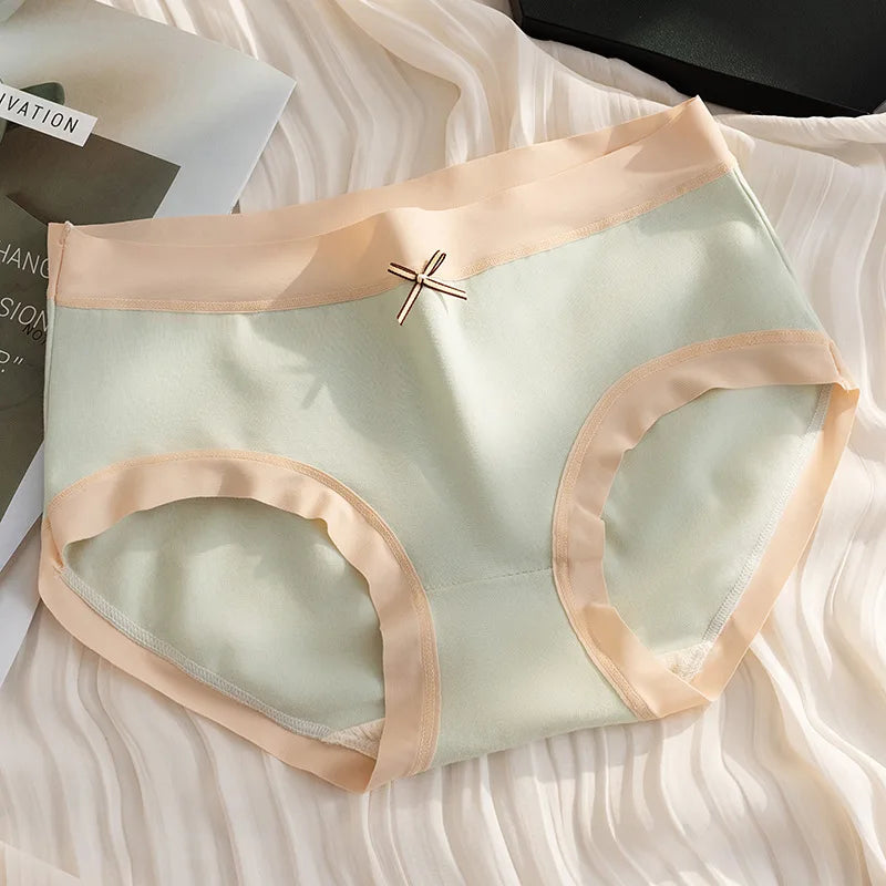 Cotton Women Panties - Mid Waist Breathable Cotton Briefs With Bow Decoration - ZOOMNSTORE