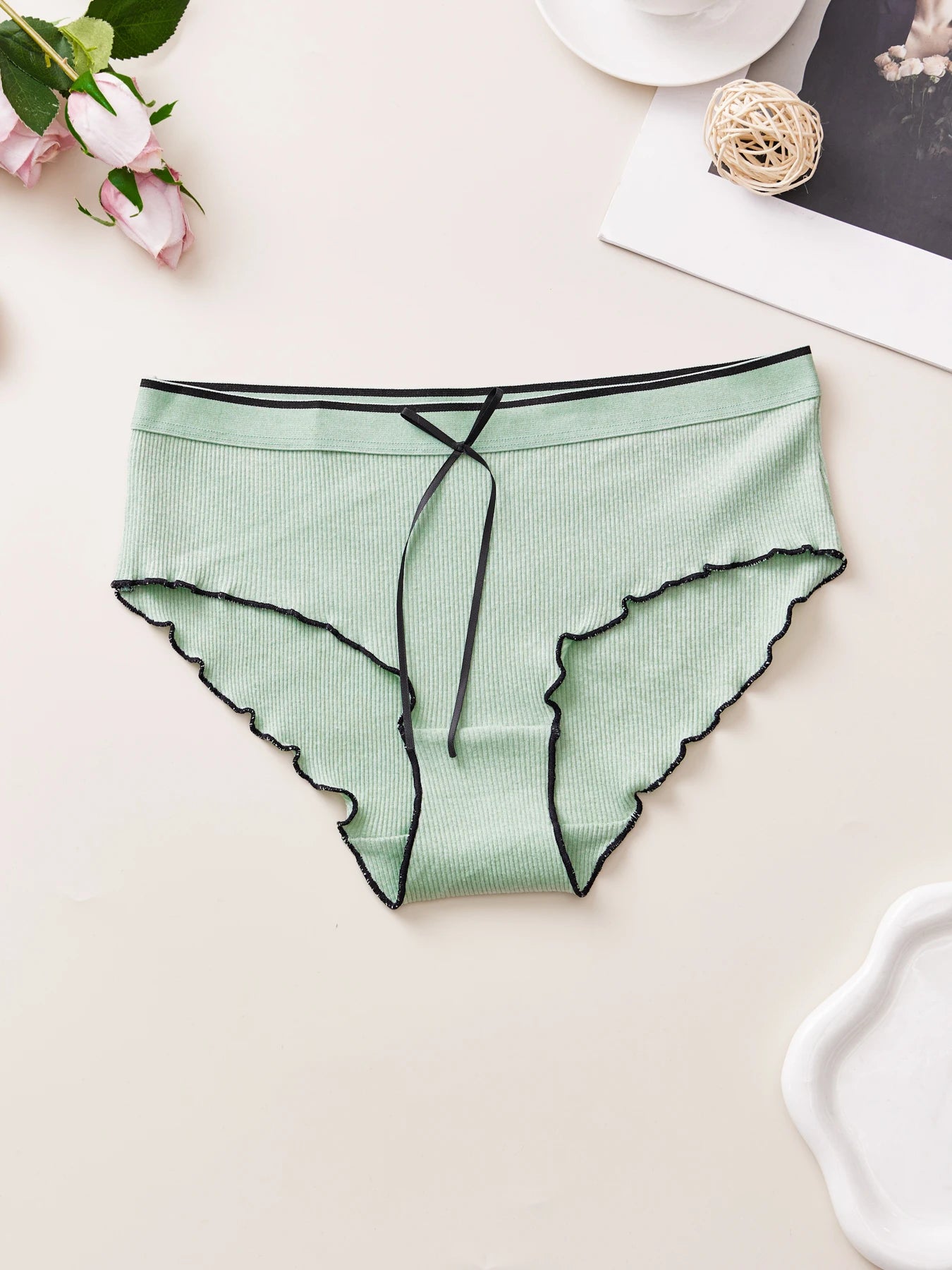 Cotton Women's Panties - Breathable Mid Rise Underwear With Bowknot Design - ZOOMNSTORE