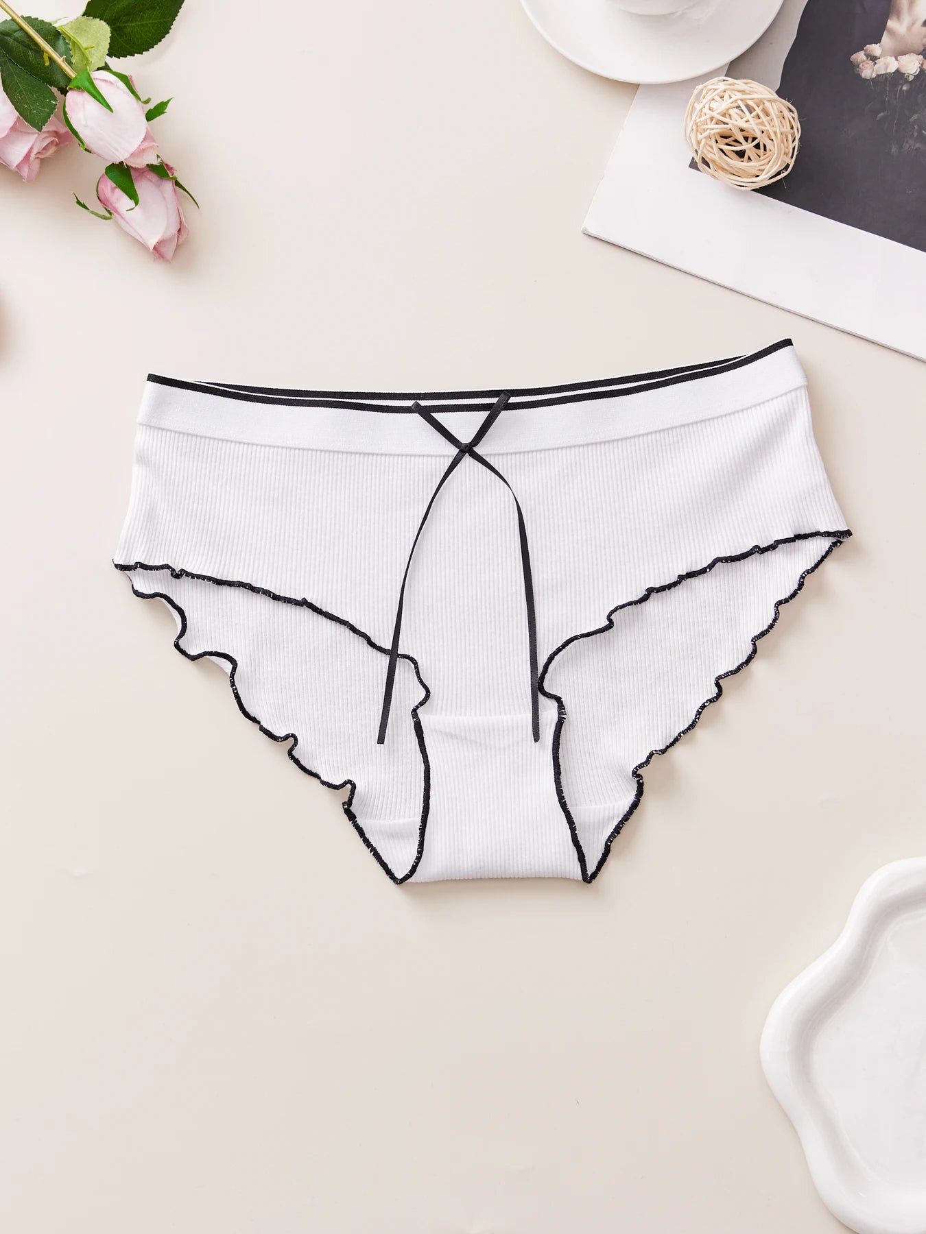 Cotton Women's Panties - Breathable Mid Rise Underwear With Bowknot Design - ZOOMNSTORE