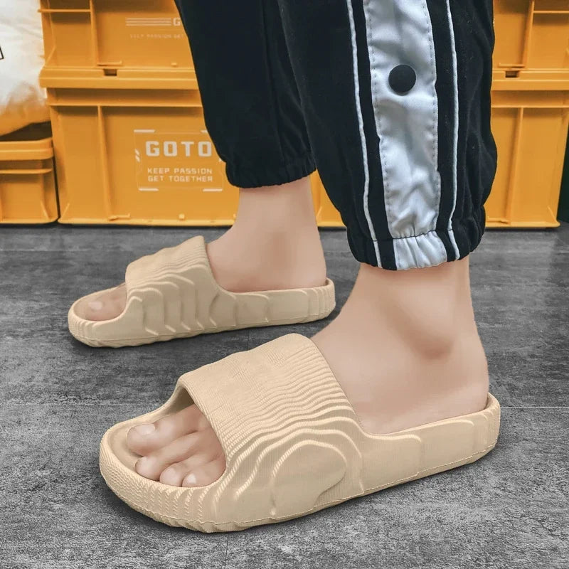 Couple Summer Indoor Slippers - Soft Skid-Proof Bathroom Flip Flops - ZOOMNSTORE