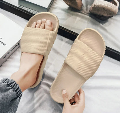 Couple Summer Indoor Slippers - Soft Skid-Proof Bathroom Flip Flops - ZOOMNSTORE