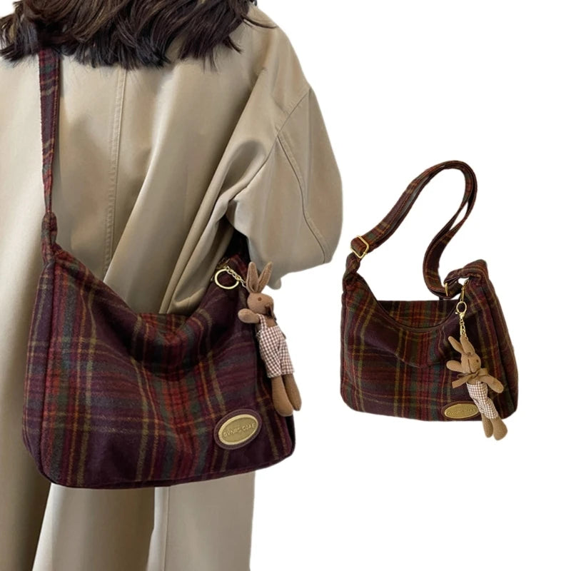 Stylish Crossbody Bag - Trendy Sling Purse for Men and Women - ZOOMNSTORE