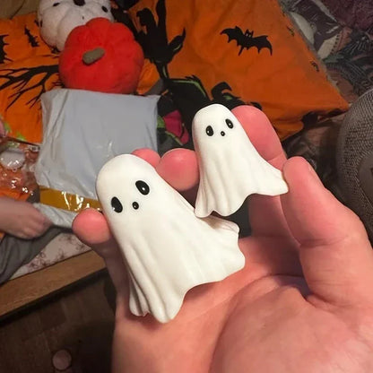 Cute Ghost Statue - Middle Finger Halloween Decor Scary Figurine for Home  Shelf Centerpiece - ZOOMNSTORE