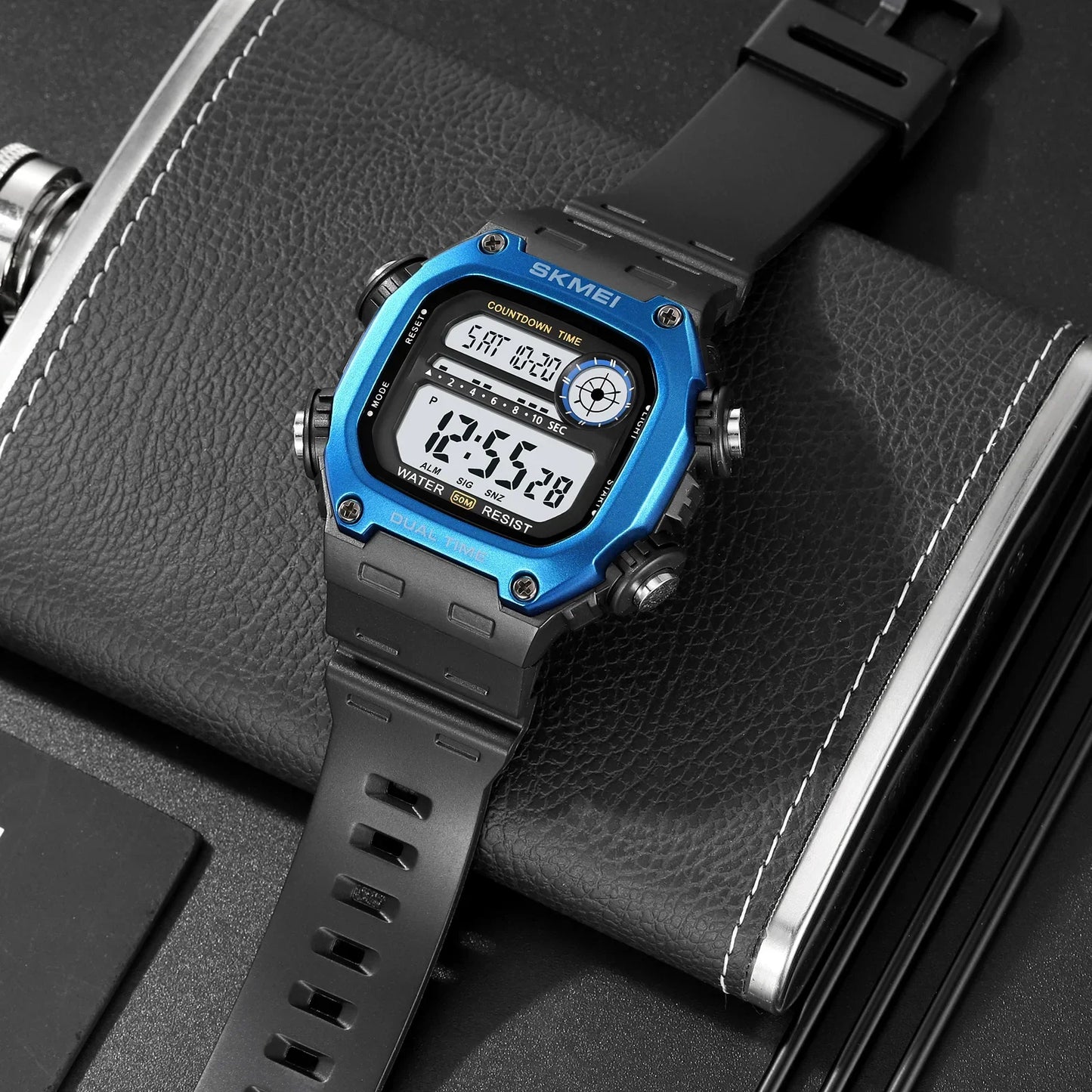 Digital Sport Watch - Waterproof Wristwatch With Countdown Timer & Alarm Function - ZOOMNSTORE
