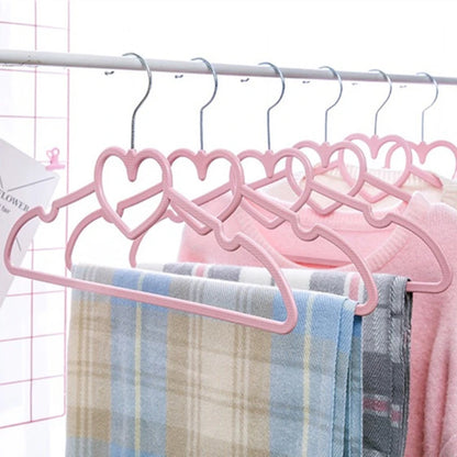 Durable Clothes Hanger Set – 10PCS ABS Plastic Heart Pattern Coat Hangers - ZOOMNSTORE