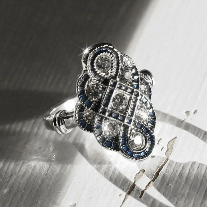 Elegant Ladies Ring - Unique Design with Synthetic Zirconia for Casual Parties and Banquets - ZOOMNSTORE