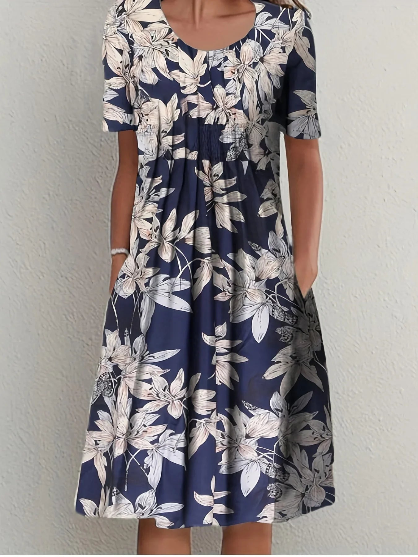 Elegant Womens Printed Dress - Spring Summer Large Skirt Round Neck Short Sleeves - ZOOMNSTORE