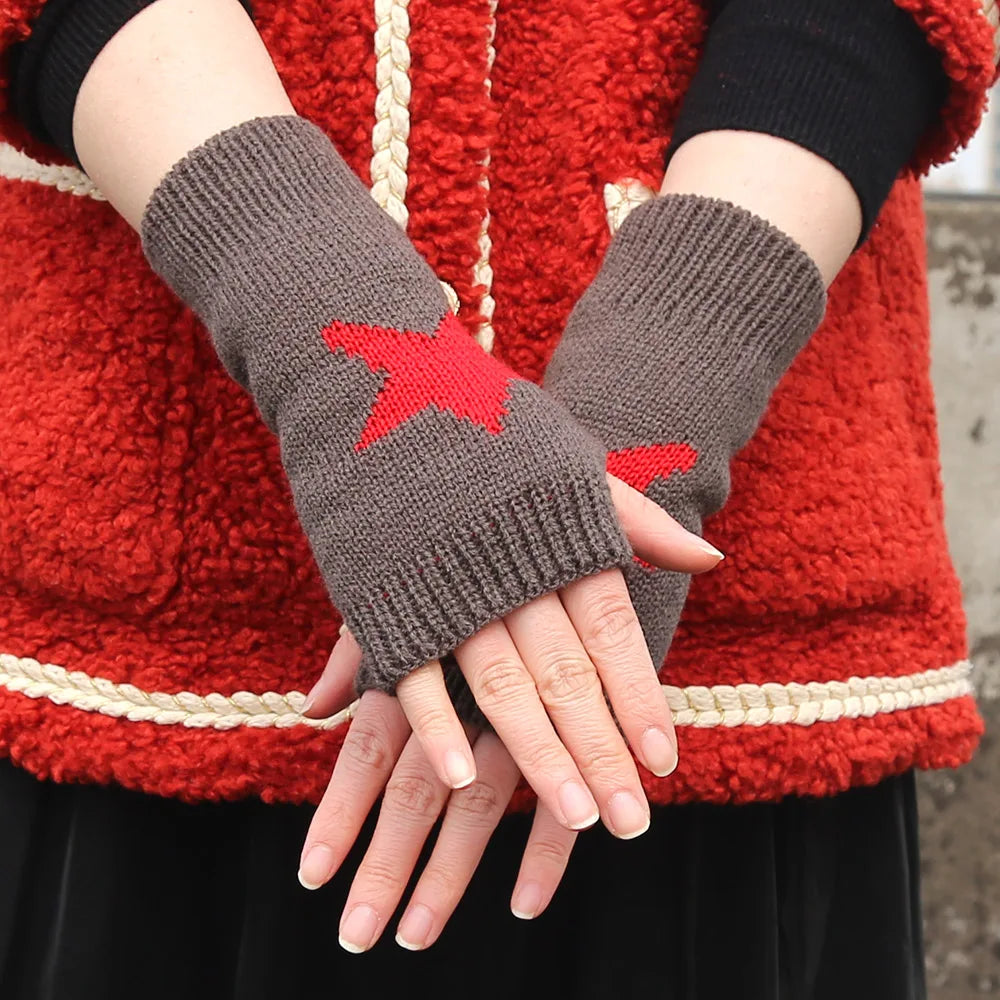 Fingerless Winter Gloves – Black White Knitted Half Gloves With Geometric Pattern - ZOOMNSTORE