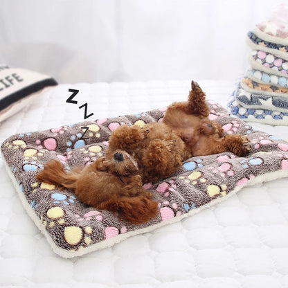Flannel Dog Bed Mat - Thickened Soft Pet Sleeping Mat for Winter Warmth - ZOOMNSTORE