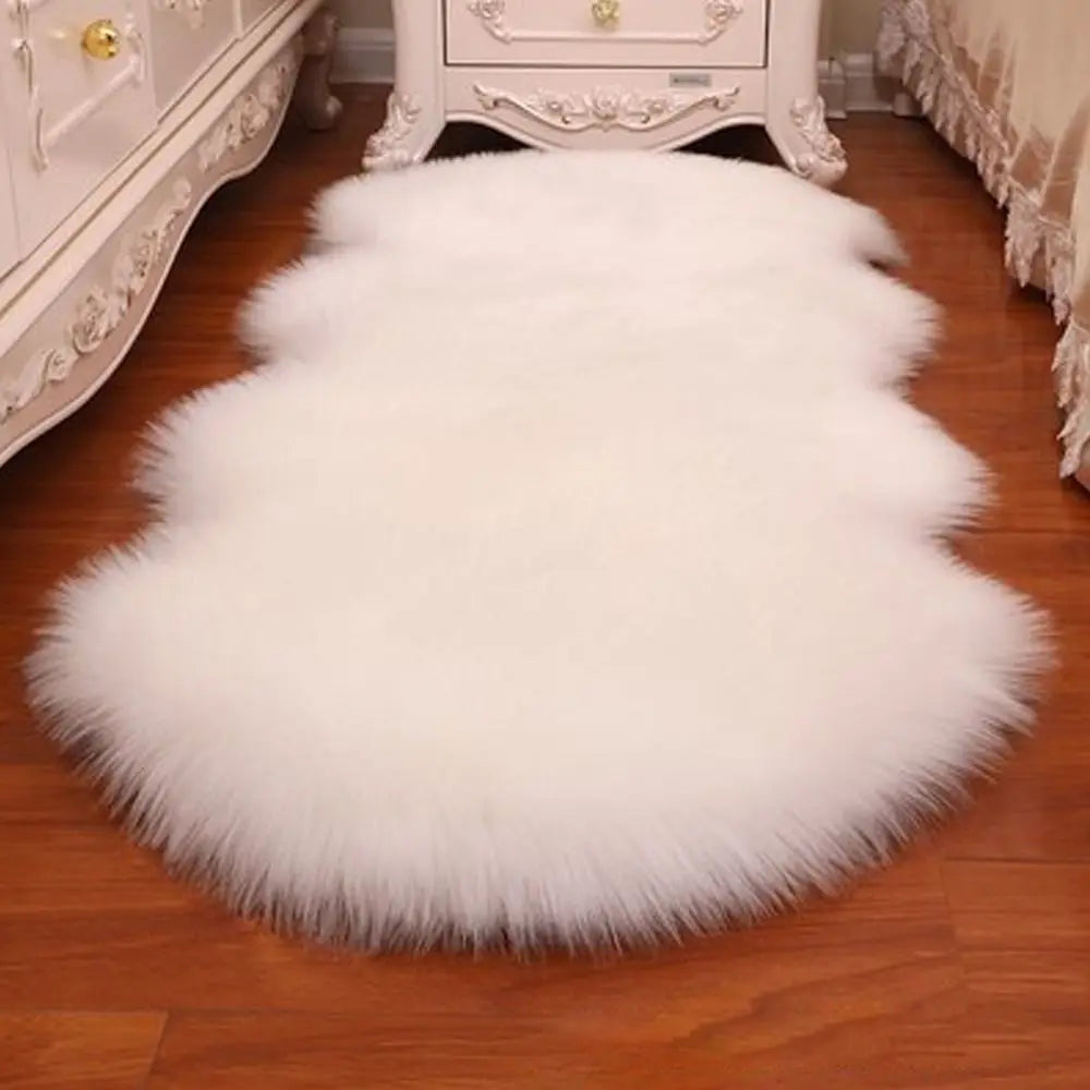Fluffy Sheepskin Rug - Soft Faux Fur Carpet for Home Decor - ZOOMNSTORE