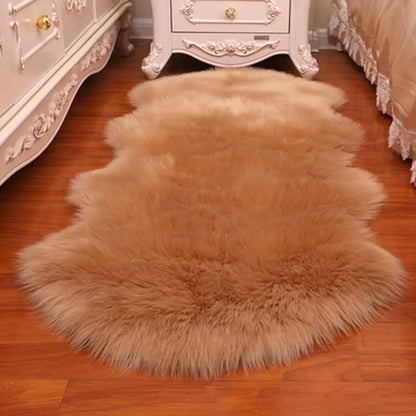 Fluffy Sheepskin Rug - Soft Faux Fur Carpet for Home Decor - ZOOMNSTORE