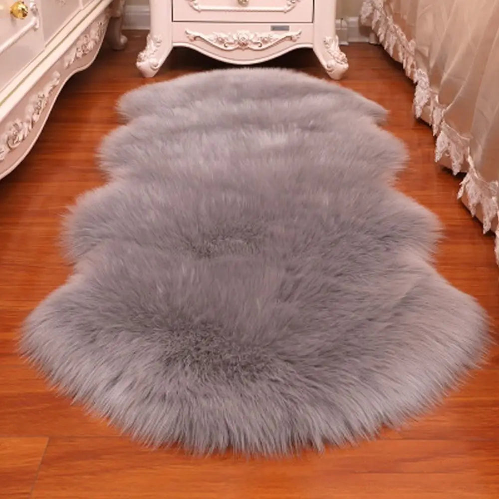 Fluffy Sheepskin Rug - Soft Faux Fur Carpet for Home Decor - ZOOMNSTORE