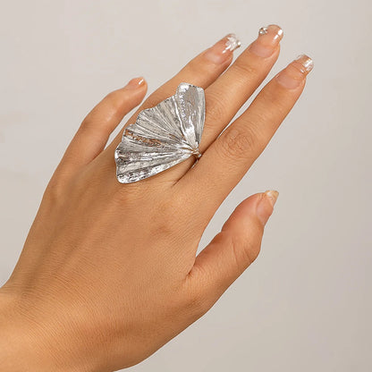 Ginkgo Leaf Ring – Classic Metal Finger Ring With 14k Gold Plating For Women & Men - ZOOMNSTORE