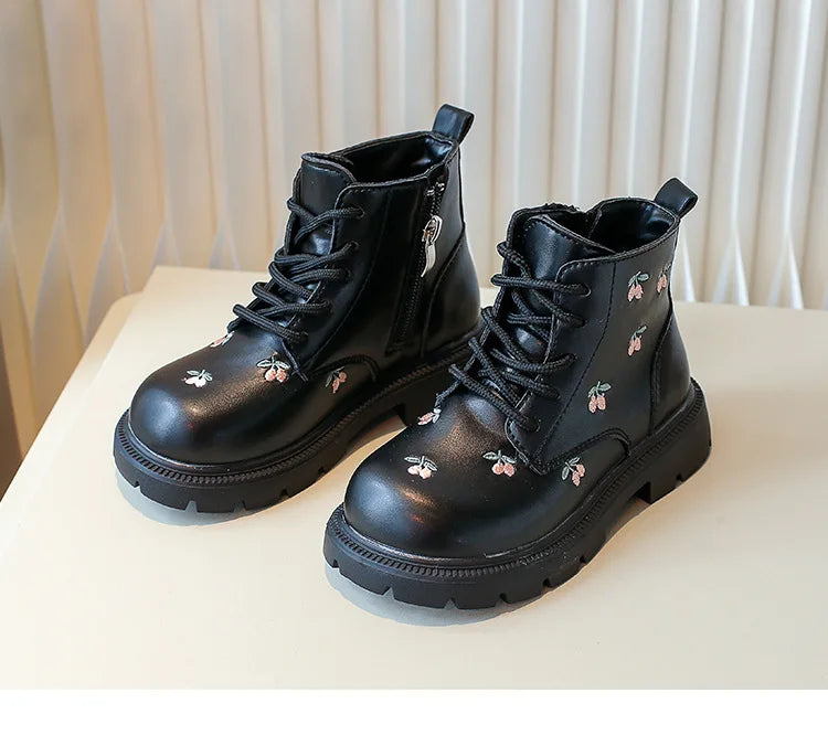 Girls Ankle Boots - Embroidered Leather Fashion Boots With Zip Closure - ZOOMNSTORE