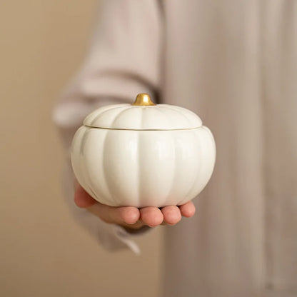 Pumpkin-Shaped Handmade Aromatherapy Candle - Holiday Decor  Gift Decoration - ZOOMNSTORE