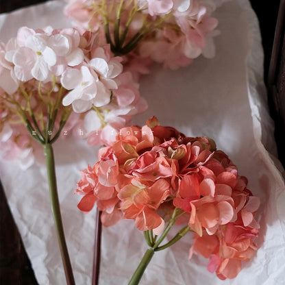 Handmade Silk Hydrangea Flowers for Elegant White and Pink Wedding Decor - ZOOMNSTORE