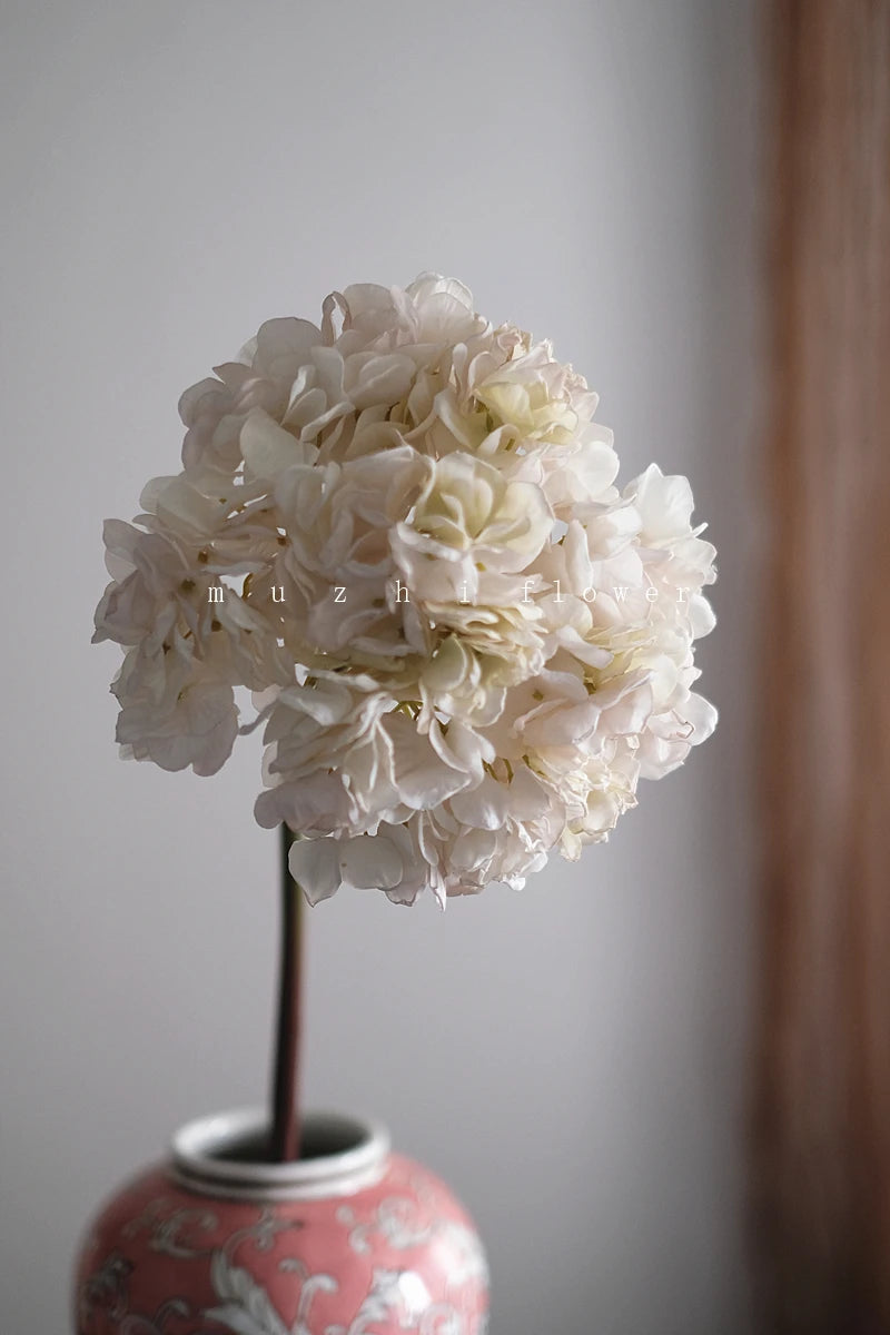 Handmade Silk Hydrangea Flowers for Elegant White and Pink Wedding Decor - ZOOMNSTORE