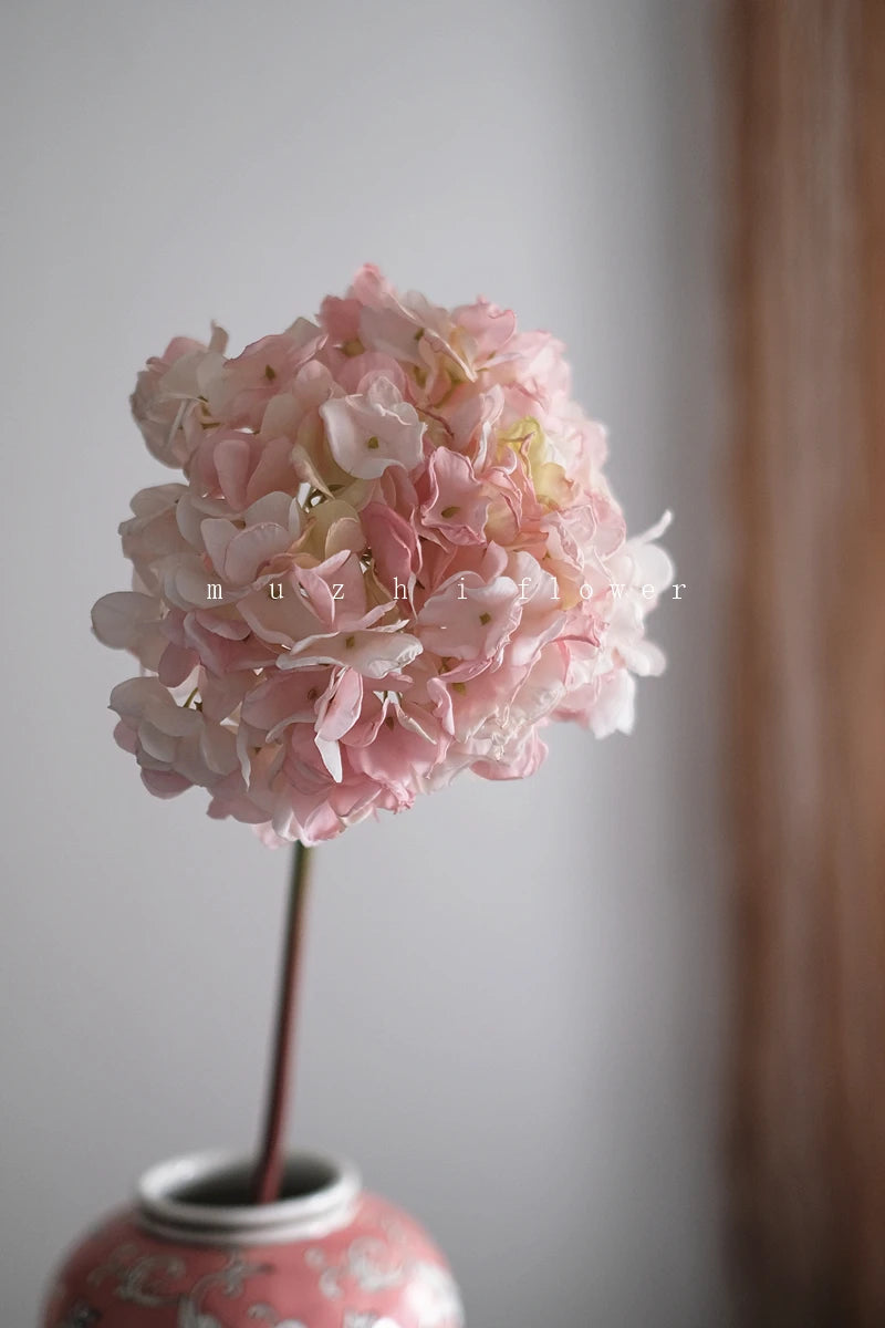 Handmade Silk Hydrangea Flowers for Elegant White and Pink Wedding Decor - ZOOMNSTORE