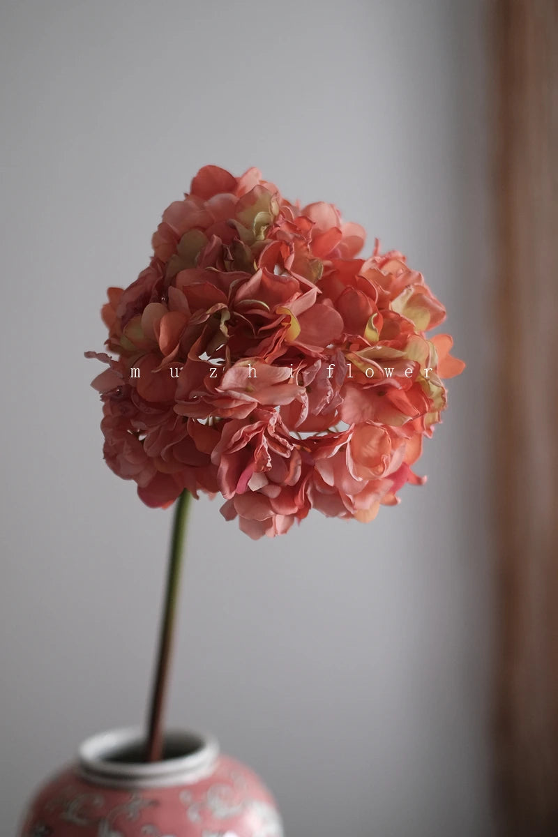 Handmade Silk Hydrangea Flowers for Elegant White and Pink Wedding Decor - ZOOMNSTORE