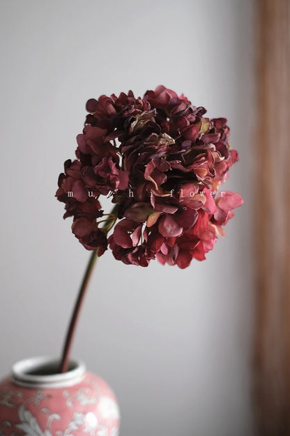 Handmade Silk Hydrangea Flowers for Elegant White and Pink Wedding Decor - ZOOMNSTORE