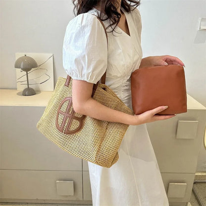 Handmade Straw Tote Bag - Large Capacity Ethnic Style Beach Shoulder Bag for Women 2023 - ZOOMNSTORE