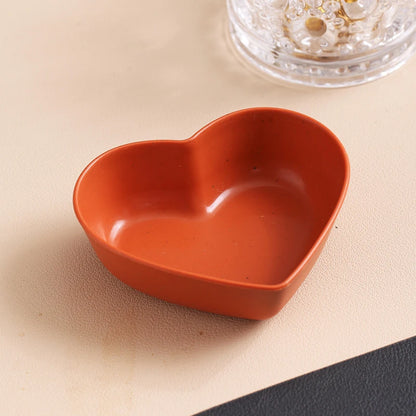 Heart Shape Wheat Straw Seasoning Dish Household Kitchen Creative Plastic Salted Cabbage Dish Dipped Snack Dishes Seasoning Dish - ZOOMNSTORE