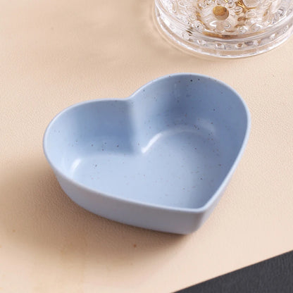 Heart Shape Wheat Straw Seasoning Dish Household Kitchen Creative Plastic Salted Cabbage Dish Dipped Snack Dishes Seasoning Dish - ZOOMNSTORE