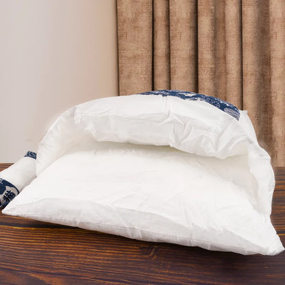 Japanese Cat Bed - Warm Cat Sleeping Bag & Semi Enclosed Pet Cave Bed for Cats - ZOOMNSTORE