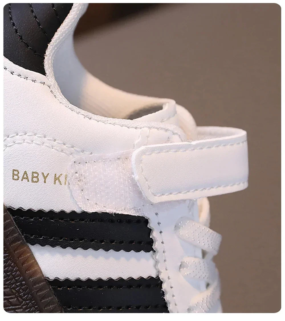Kids Barefoot Walking Shoes - Fashion Sneakers for Boys  Girls Wide Toe Tennis Flats - ZOOMNSTORE