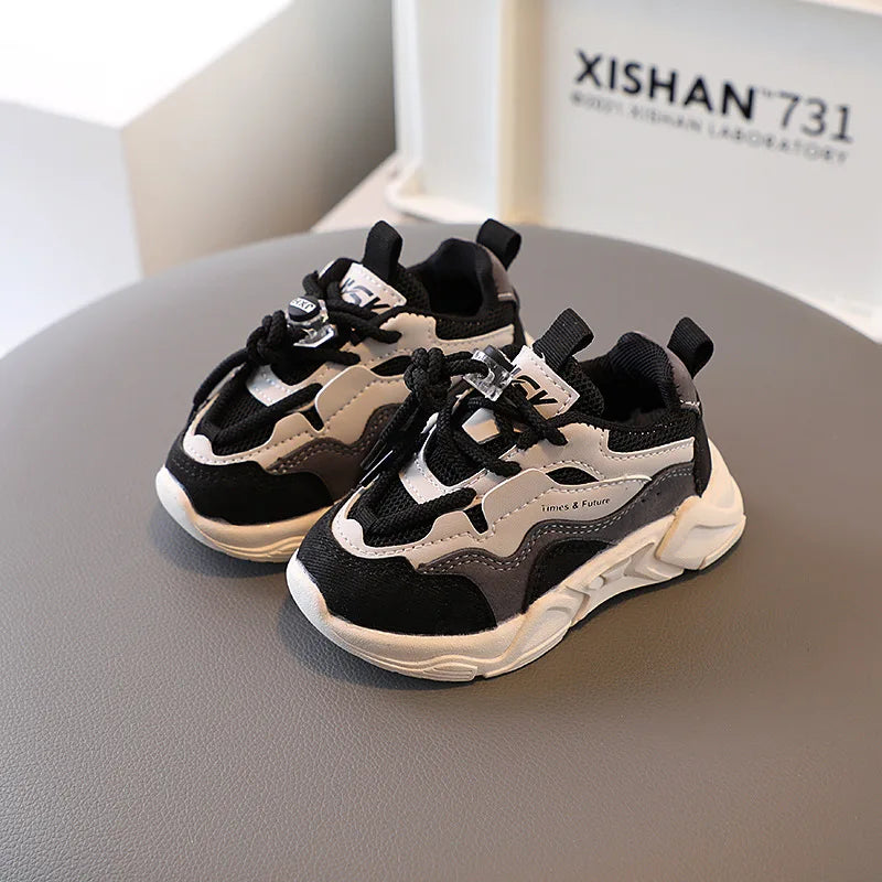 Kids Breathable Sport Sneakers - Boys  Girls Outdoor Running Shoes - ZOOMNSTORE