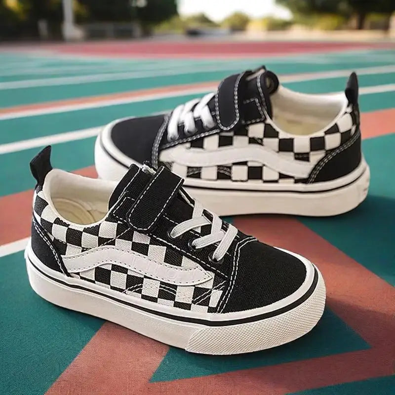 Kids Canvas Sneakers - Comfortable Fashion Shoes for Boys and Girls - ZOOMNSTORE