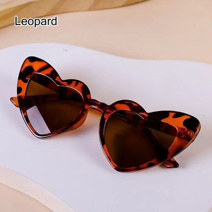 Kids Heart-Shaped Sunglasses - Vintage Cartoon Eyewear for Boys  Girls 3-9 Years - ZOOMNSTORE