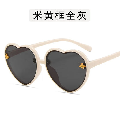 Fashion Heart Kids Sunglasses Children Retro Cute Pink Cartoon Sun Glasses Frame Girls Boys Baby Sunglasses UV400 Eyewear - ZOOMNSTORE