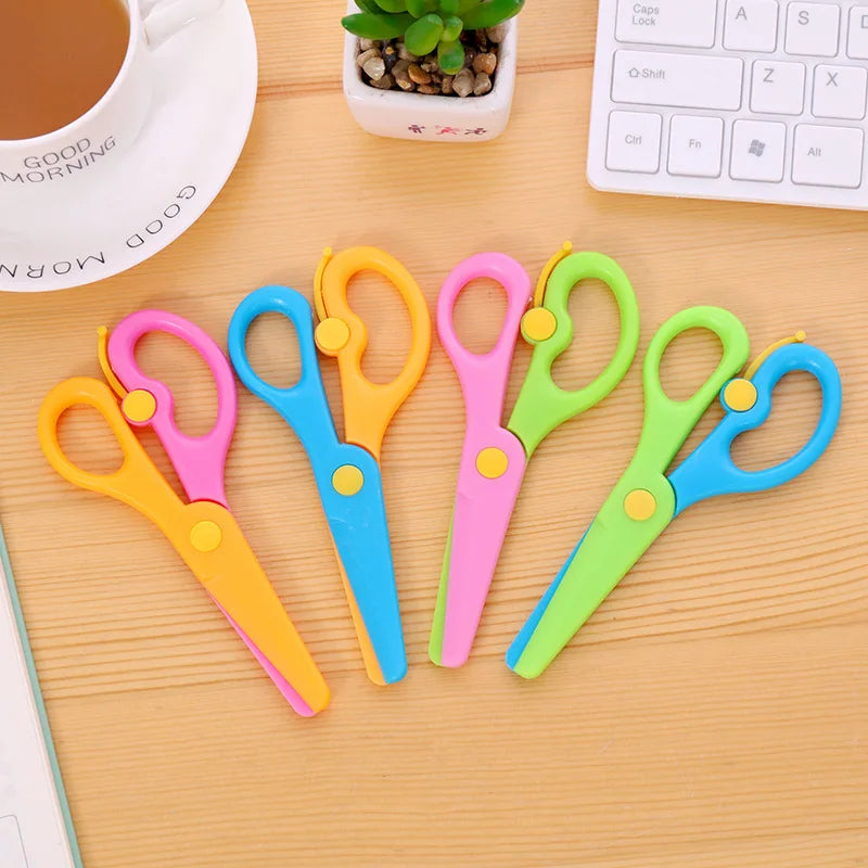 New 1 Pcs 137mm Mini Safety Round Head Plastic Scissors Student Kids Paper Cutting Minions Supplies for Kindergarten School - ZOOMNSTORE