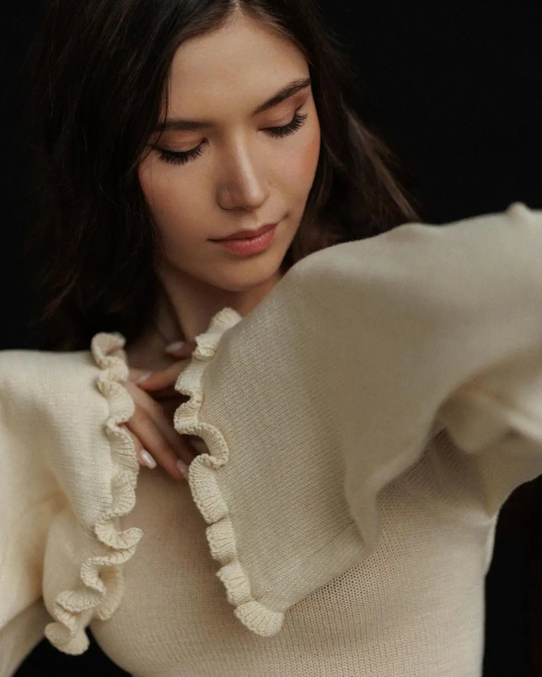 Elegant Knitted Maxi Dress - Backless Flare Sleeve Sweater Outfit for Women - ZOOMNSTORE