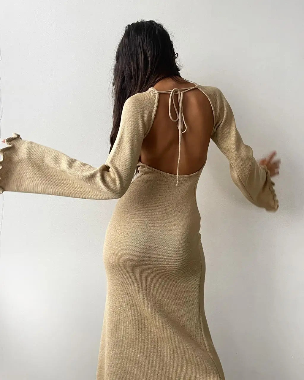 Elegant Knitted Maxi Dress - Backless Flare Sleeve Sweater Outfit for Women - ZOOMNSTORE