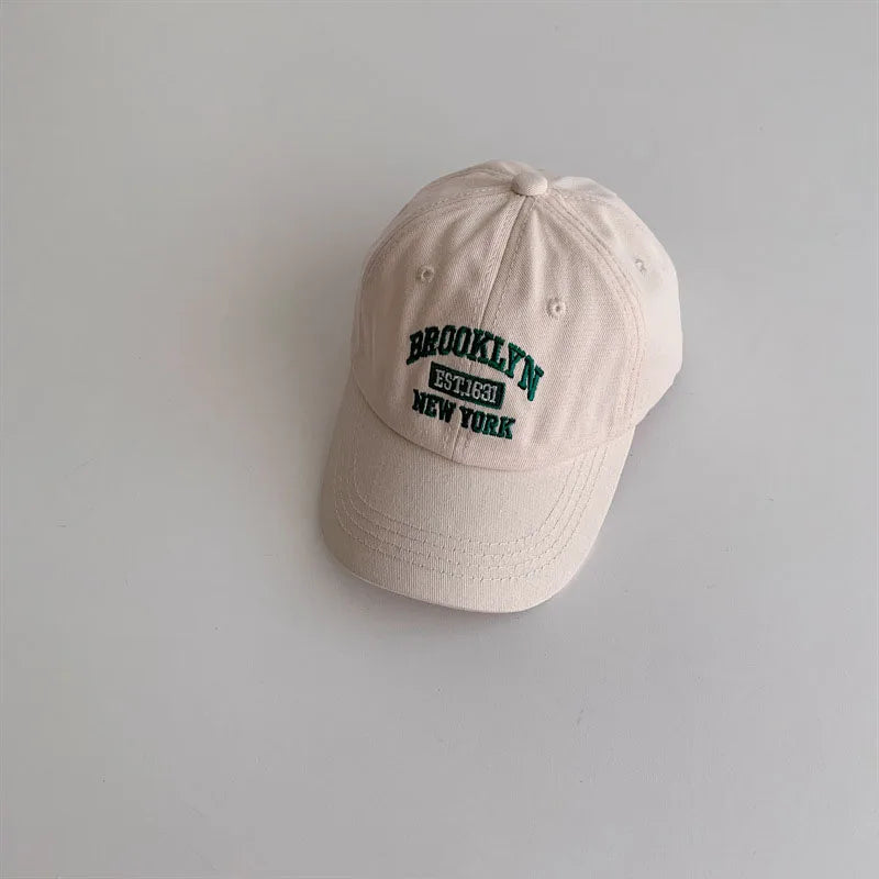 Korean Baby Baseball Hat Letter Embroidery Kids Peaked Cap Boys Girls Solid Color Children Duck Tongue Caps Sunshade Visors 아기모자 - ZOOMNSTORE
