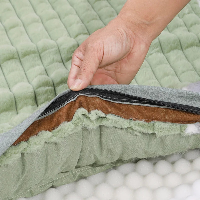 Large Removable Washable Dog Bed - Winter Warm Sleeping Mat for Pets - ZOOMNSTORE