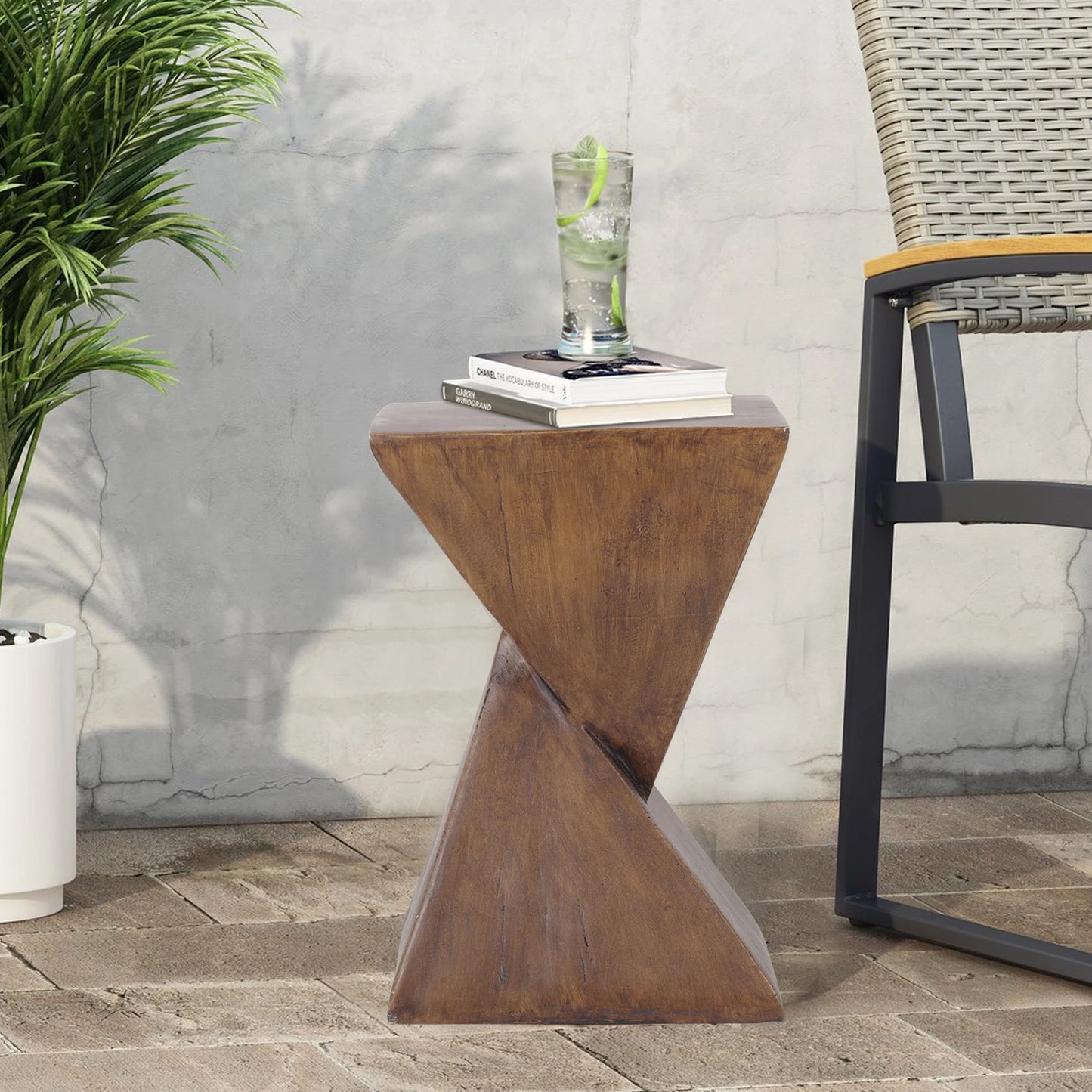 Lightweight Concrete Accent Table - Modern IndoorOutdoor Side Table - ZOOMNSTORE