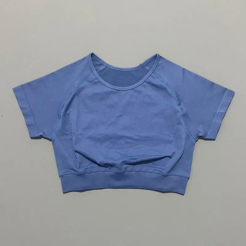 Lightweight Seamless Crop Top - Womens Short Sleeve Yoga  Gym Shirt - ZOOMNSTORE