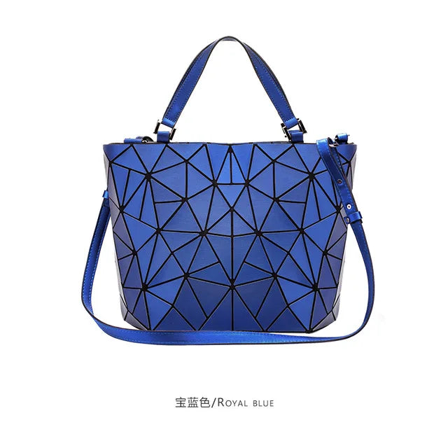 Luminous Shoulder Bag – Quilted Geometric Handbag With Three Straps & Zipper Closure - ZOOMNSTORE