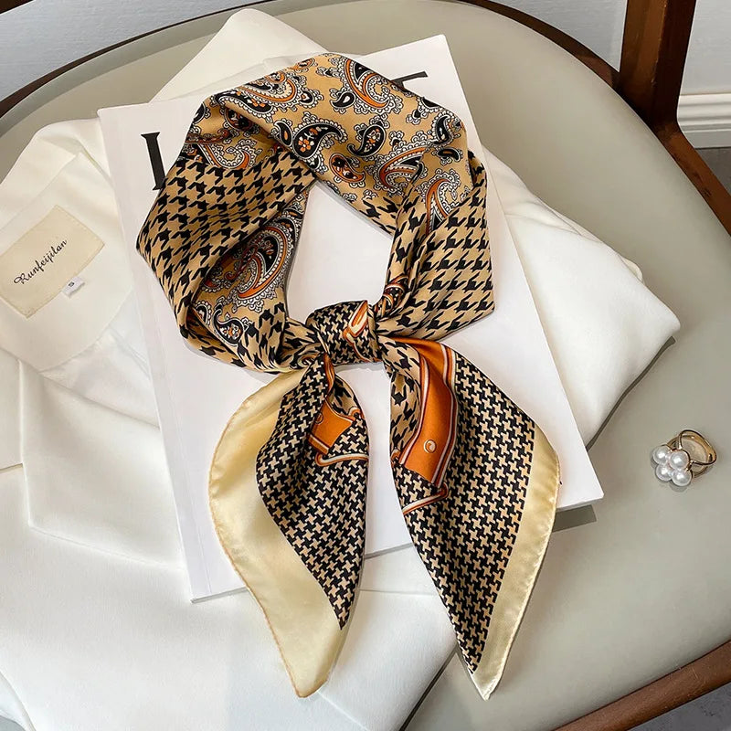 Luxury Silk Scarf - Chain Print Thin Neck Scarf for Women 70x70cm - ZOOMNSTORE